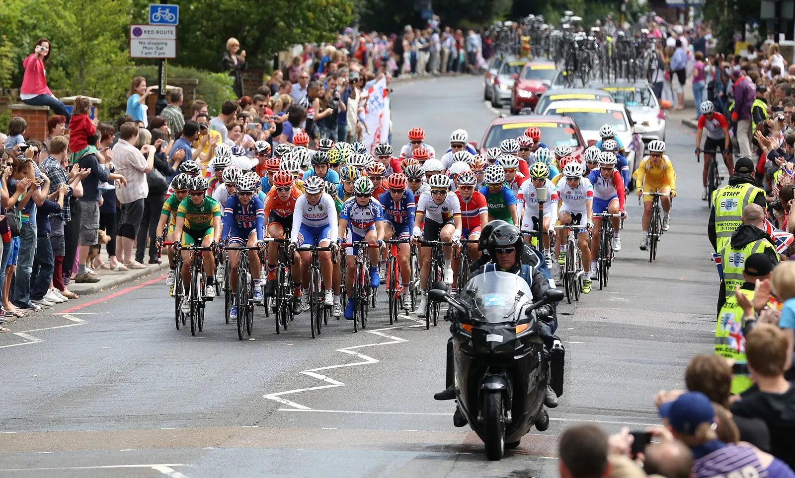 Wielrenners in het peloton (archiefbeeld, ter illustratie)