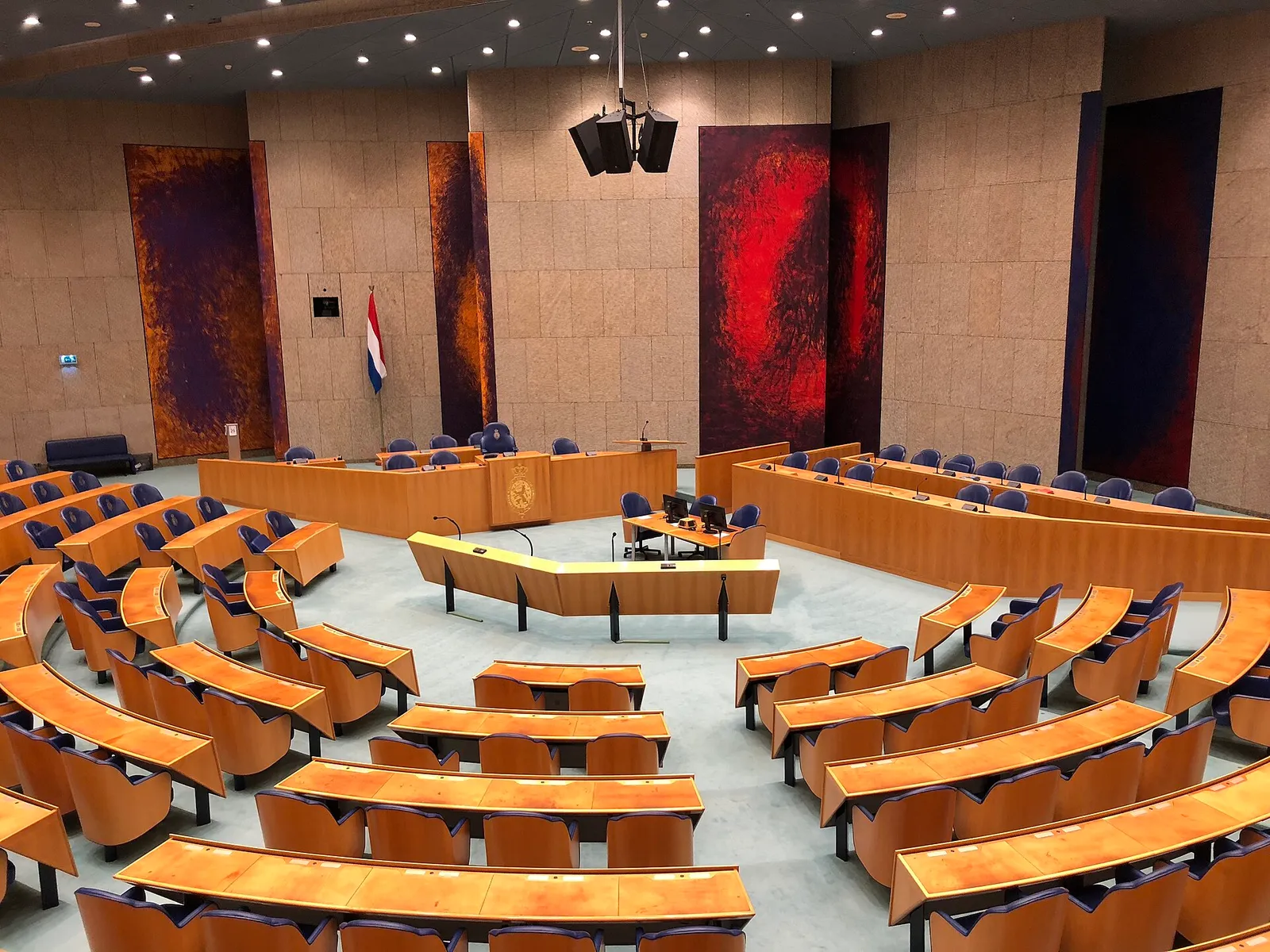 De plenaire zaal van de Tweede Kamer (archiefbeeld)