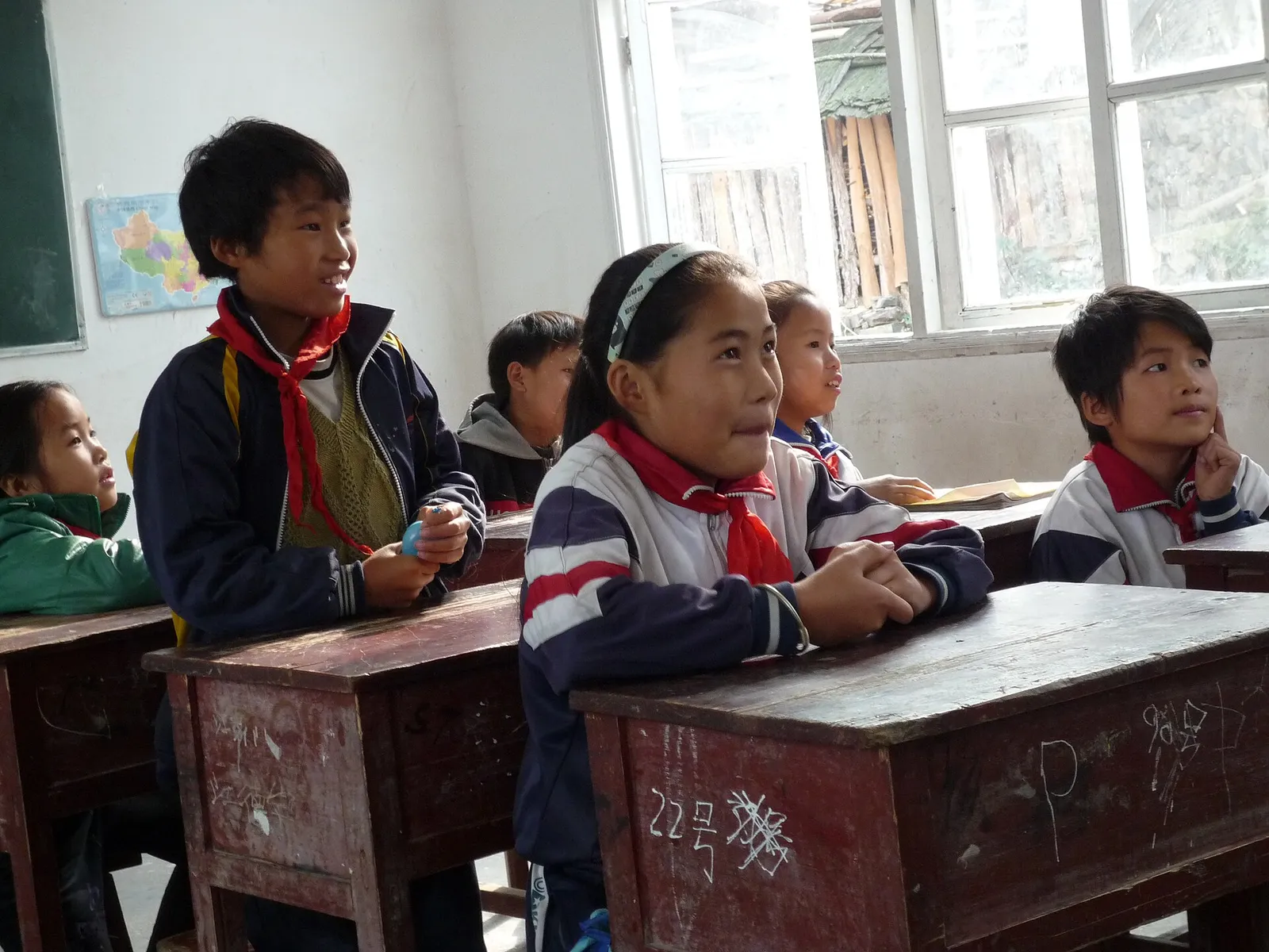 Leerlingen in een klaslokaal in China (archiefbeeld, ter illustratie)