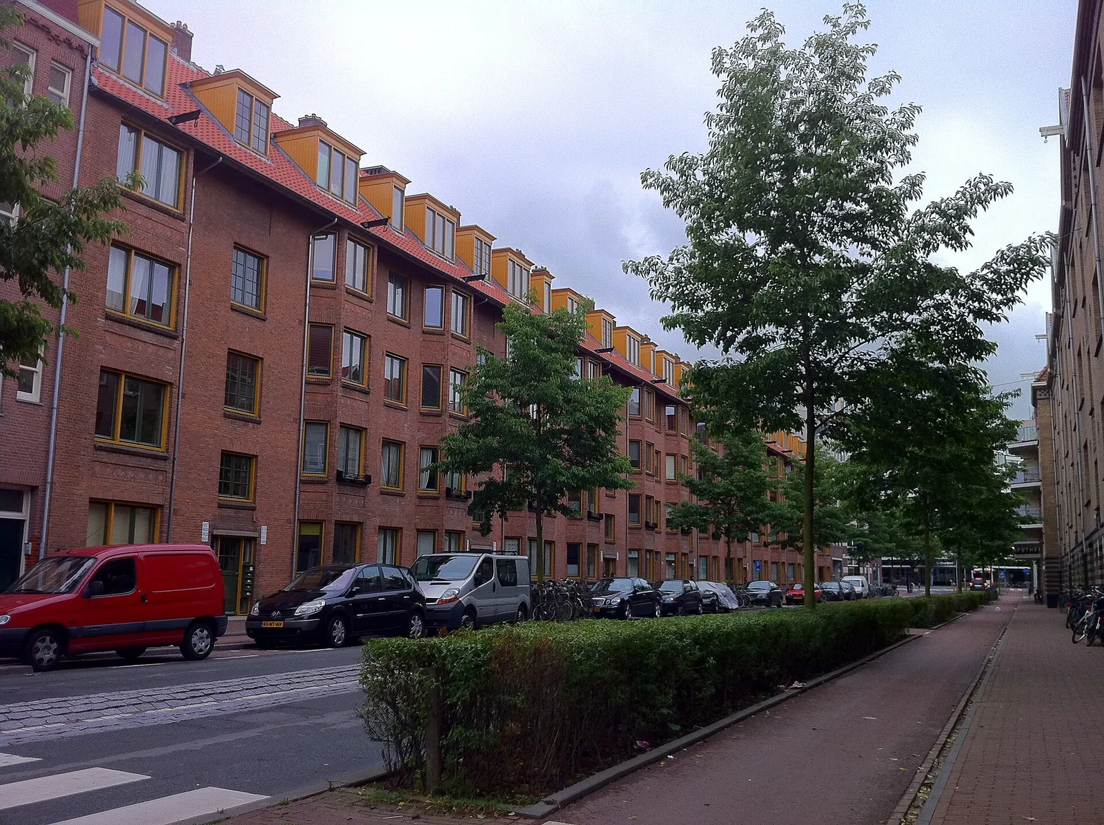 Een woningblok in Amsterdam (archiefbeeld, ter illustratie)