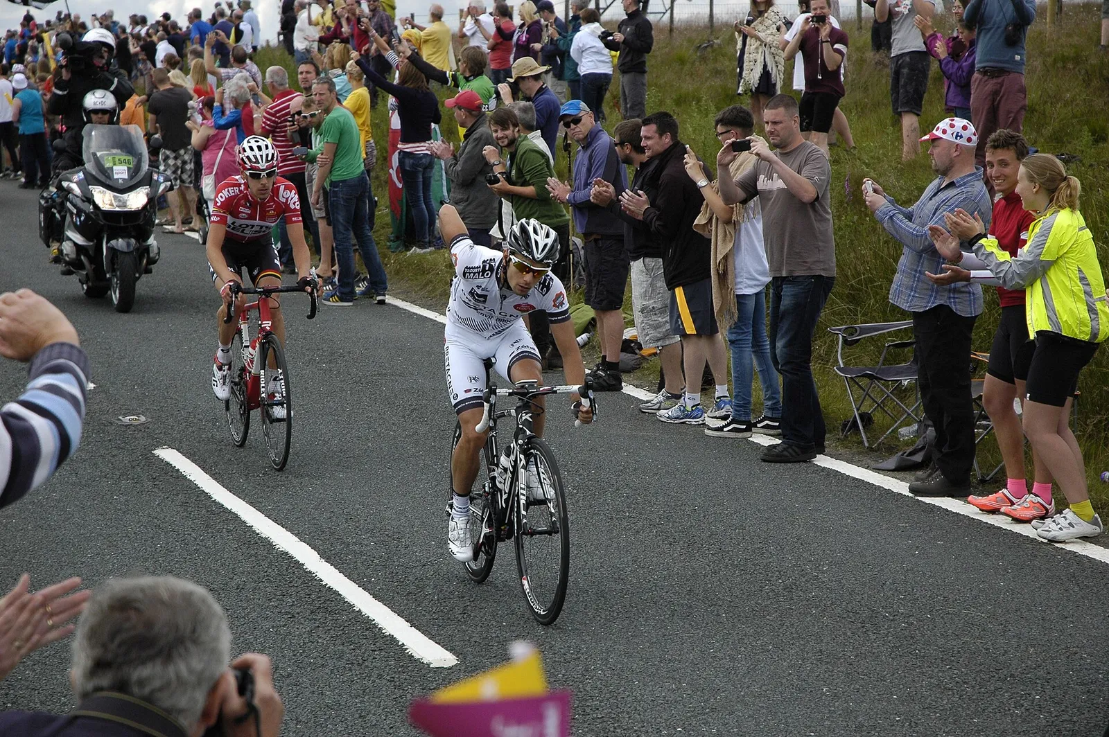Het peloton in de Tour de France (archiefbeeld)
