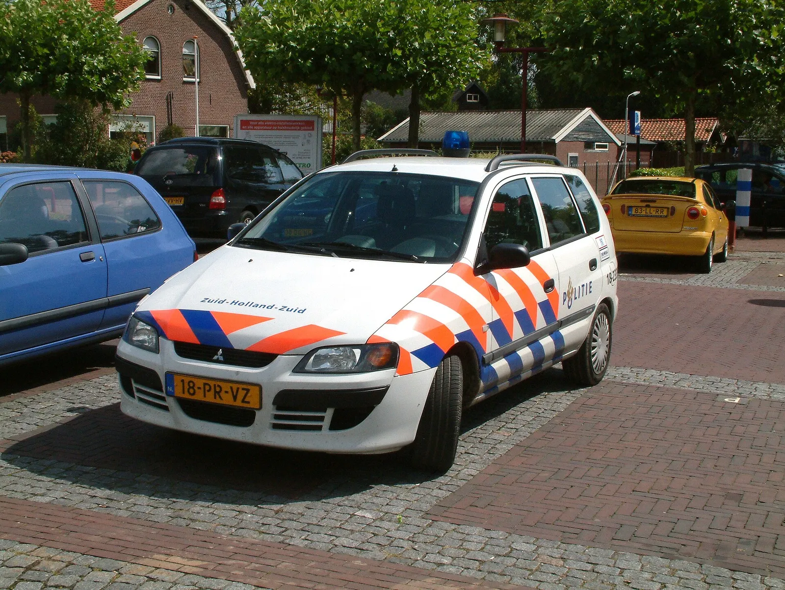 Een Nederlandse politieauto (archiefbeeld, ter illustratie)