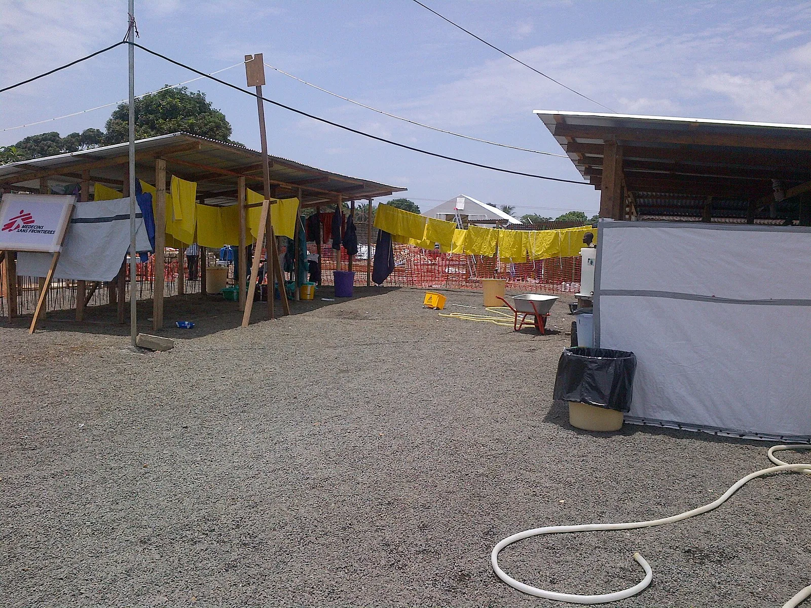 Een ebola-behandelcentrum