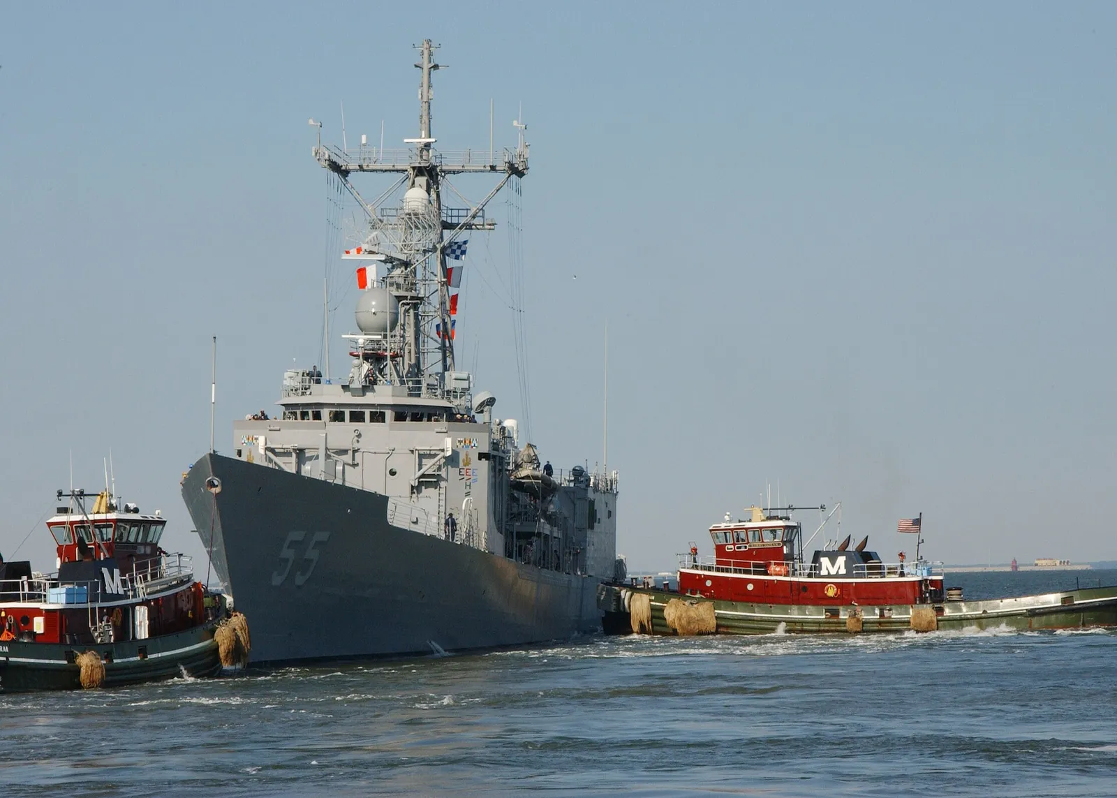Een fregat op zee (ter illustratie)