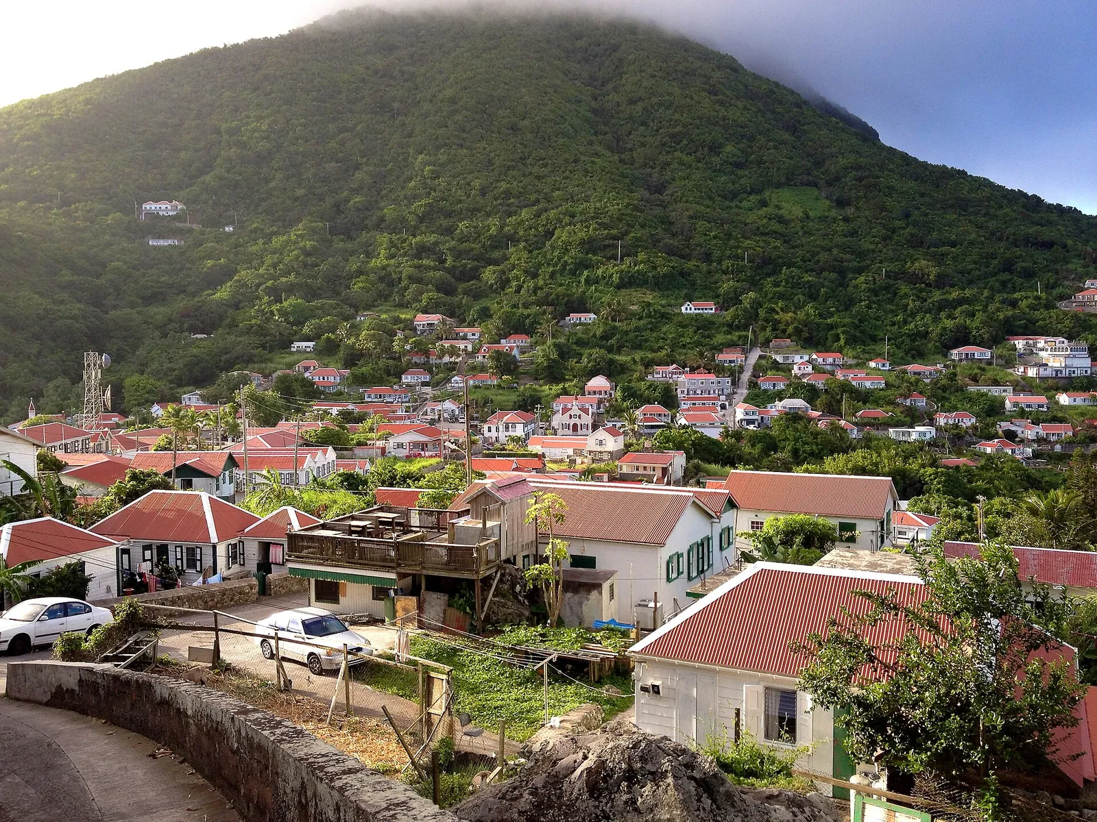 Het dorp Windwardside op Saba (archiefbeeld)