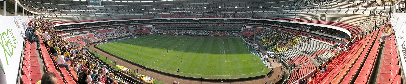 Het Estadio Azteca in Mexico-Stad tijdens een voetbalwedstrijd (archiefbeeld)