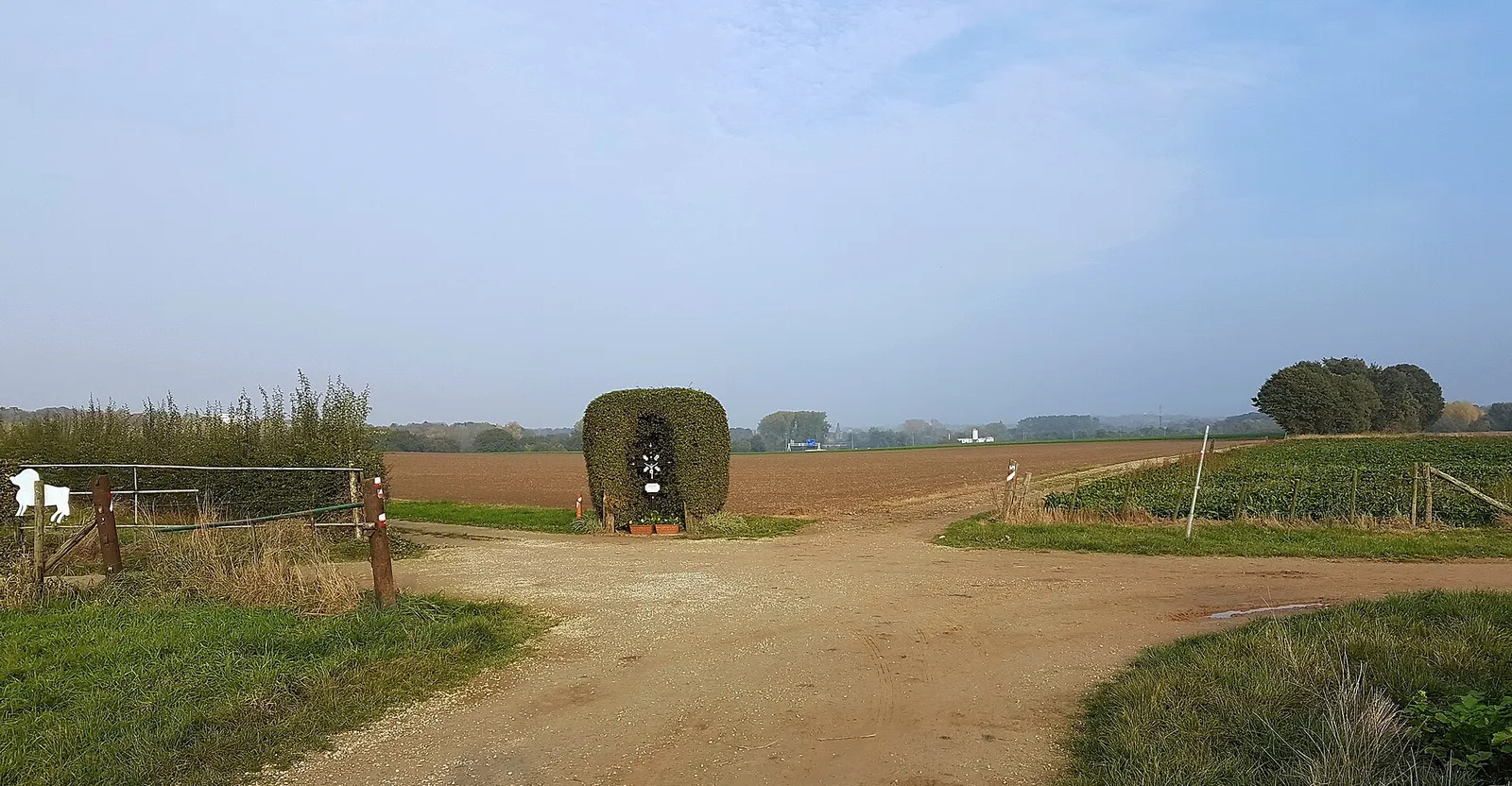 Een landweg in Limburg (archiefbeeld)