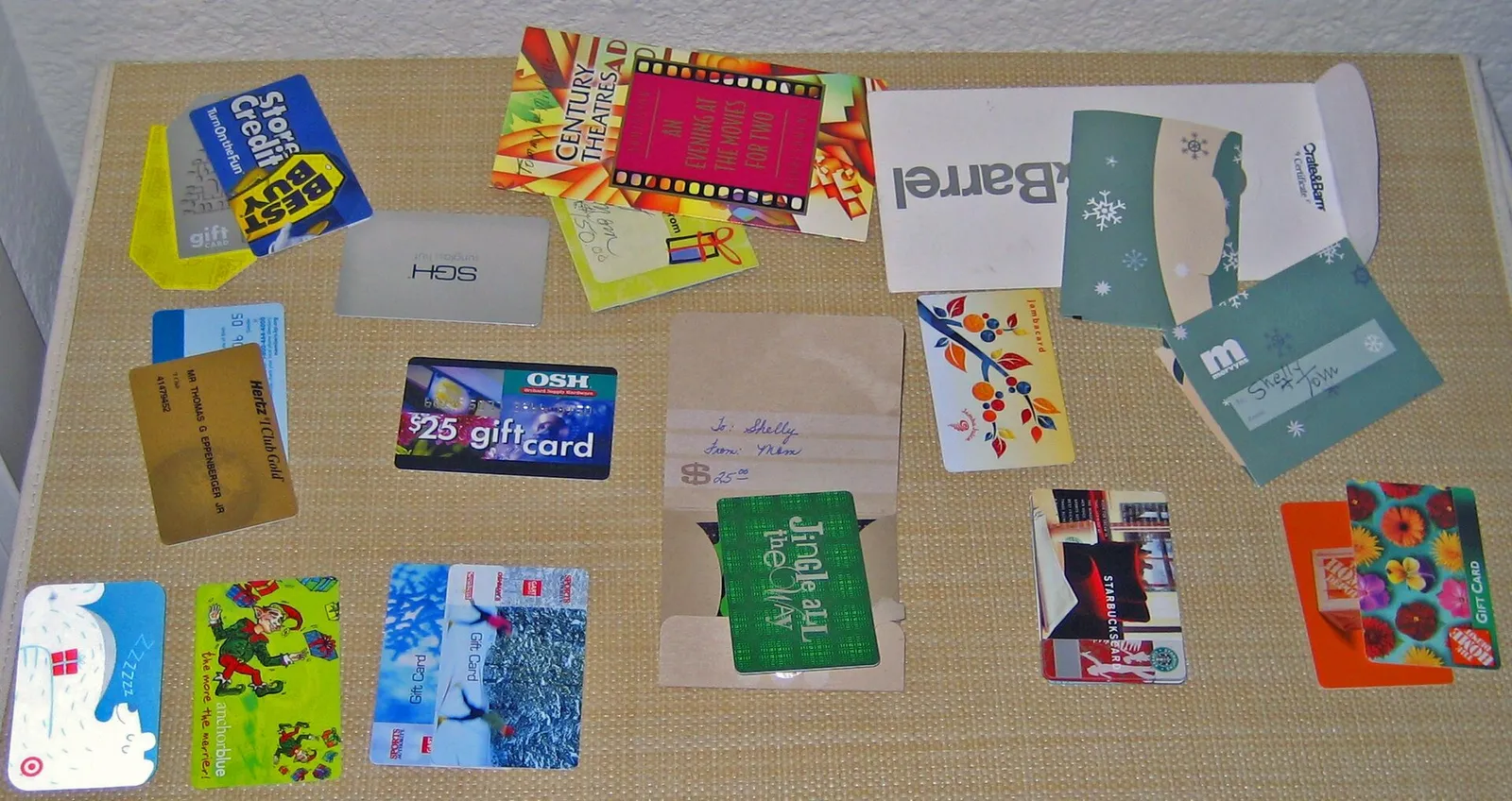 Een assortiment cadeaukaarten (ter illustratie)