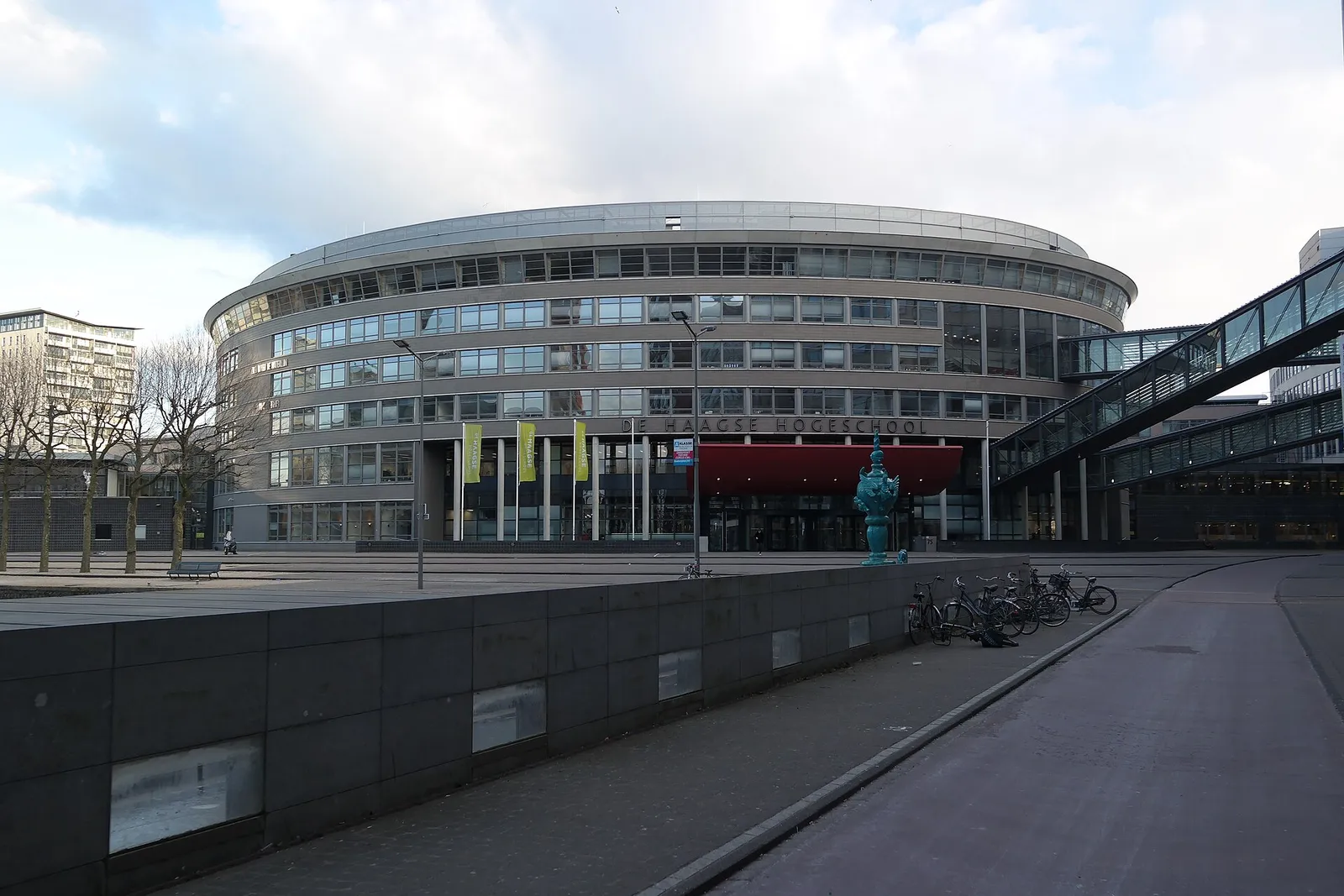 Een gebouw van De Haagse Hogeschool