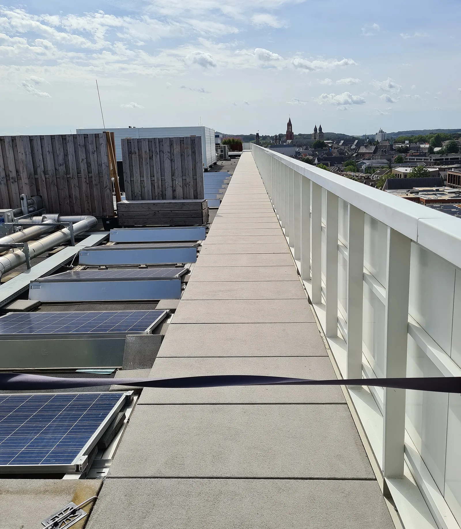 Zonnepanelen op een Nederlands dak
