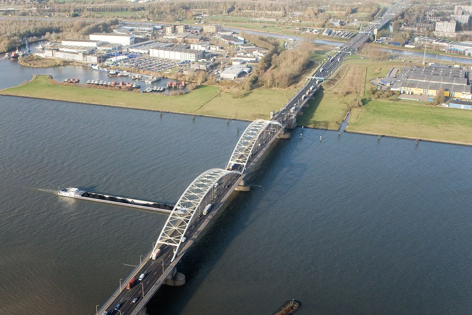 De Merwedebrug (archiefbeeld)
