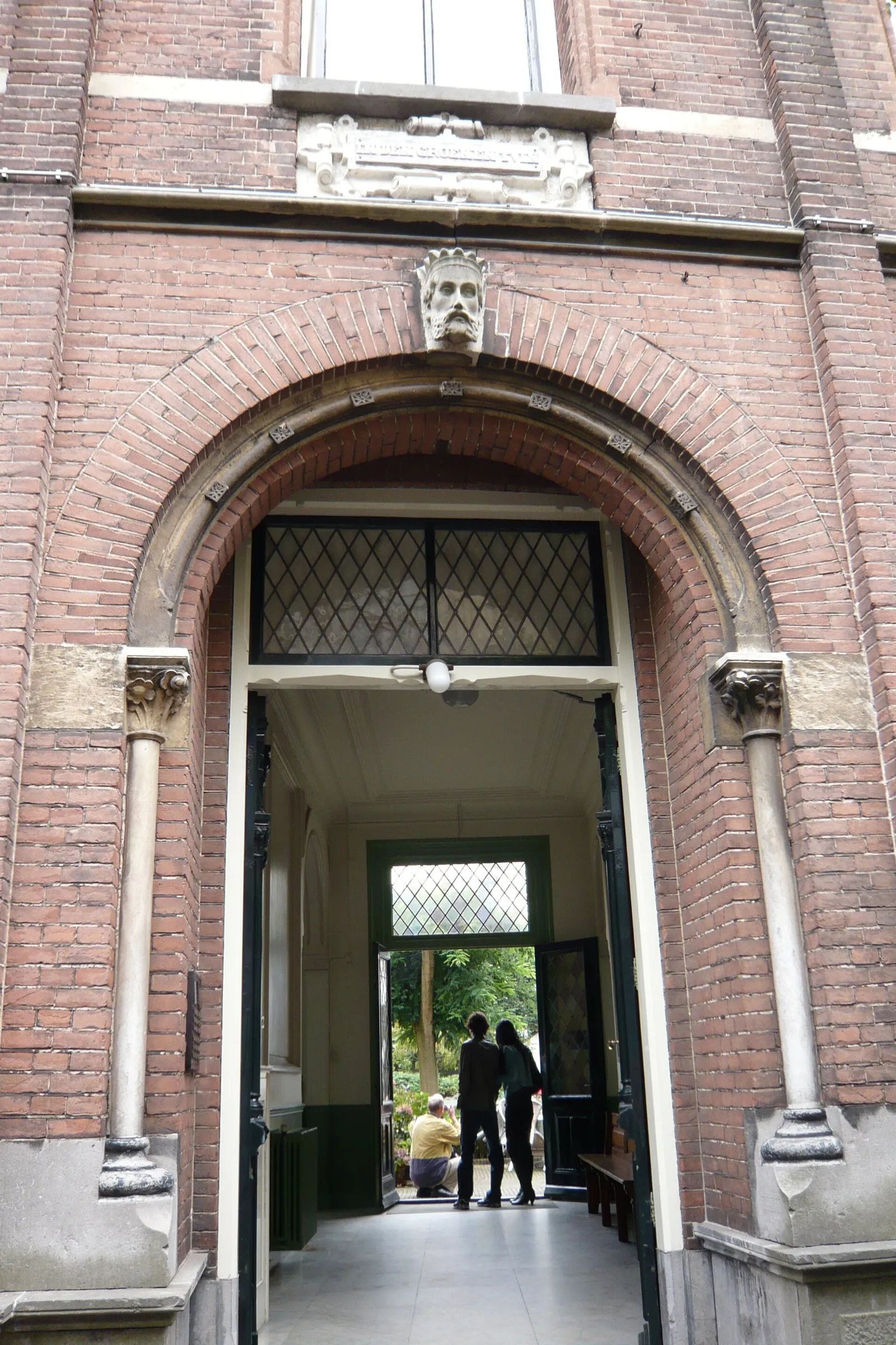 Een Nederlands hofje (ter illustratie)