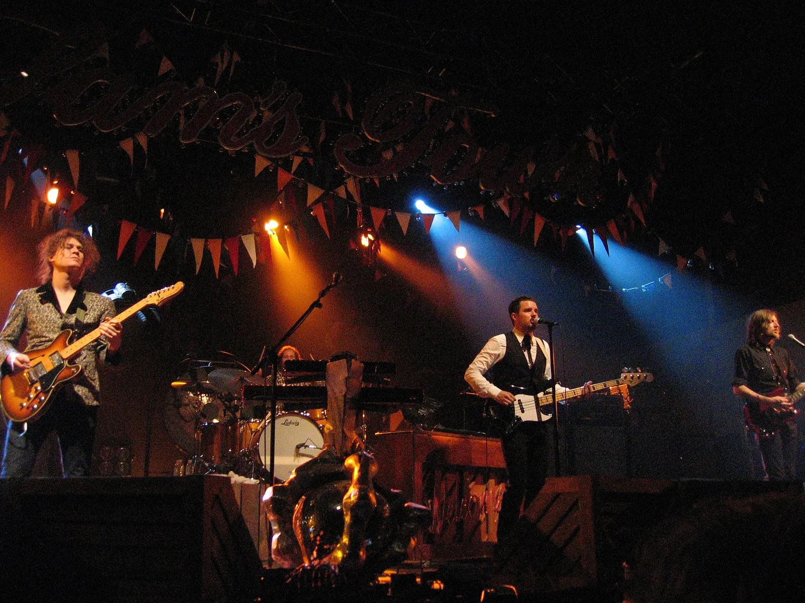 The Killers tijdens een optreden (archiefbeeld)