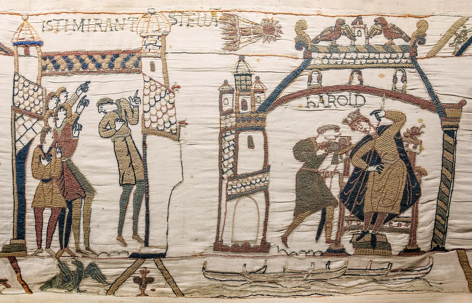 Een scène uit het Tapijt van Bayeux met de komeet van Halley en koning Harold