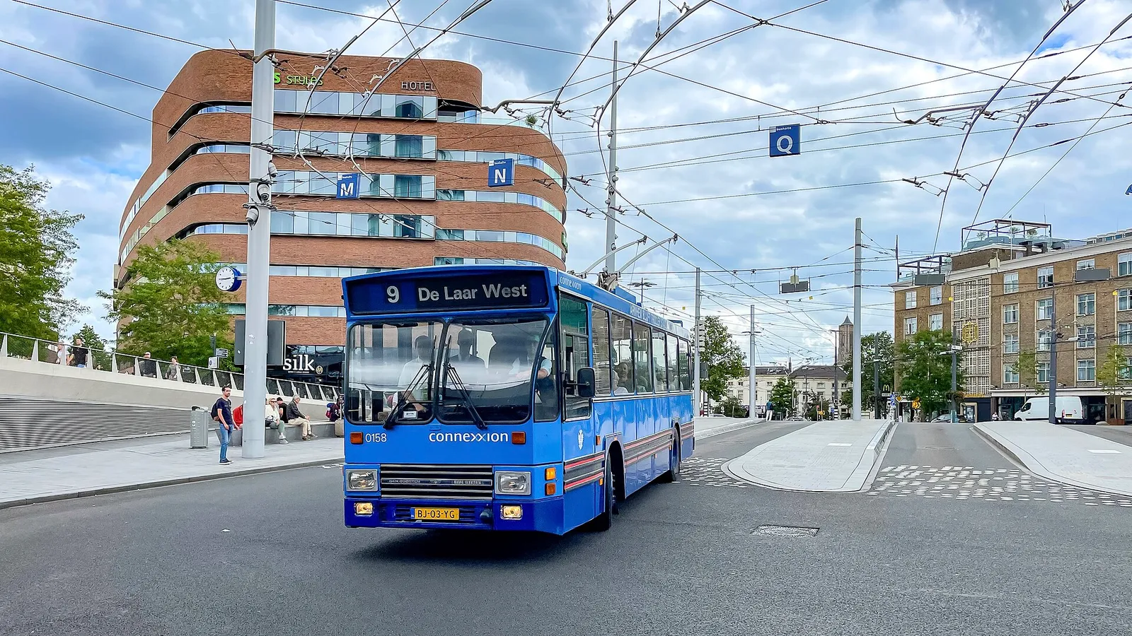 Een trolleybus in Arnhem (archiefbeeld, ter illustratie)