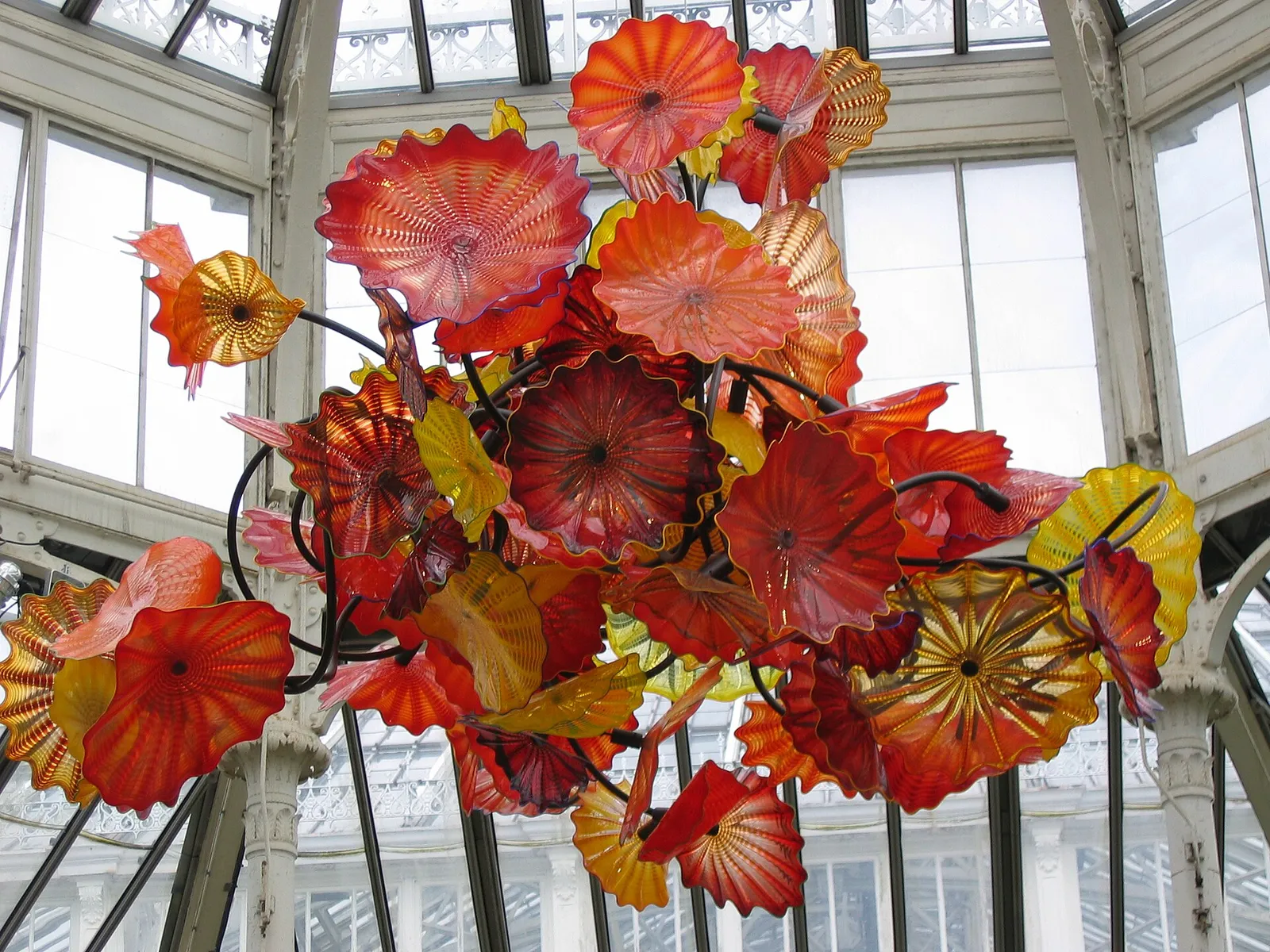 Een glaskunstwerk van Dale Chihuly (archiefbeeld)