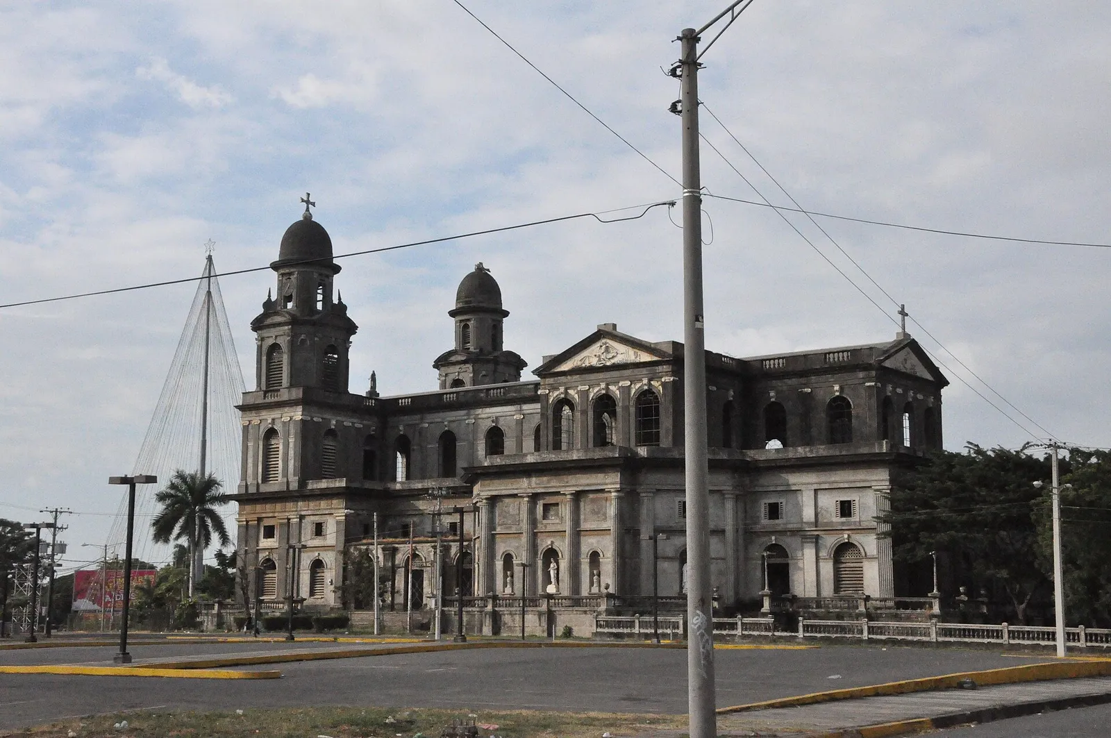 De oude kathedraal van Managua, de hoofdstad van Nicaragua (archiefbeeld)