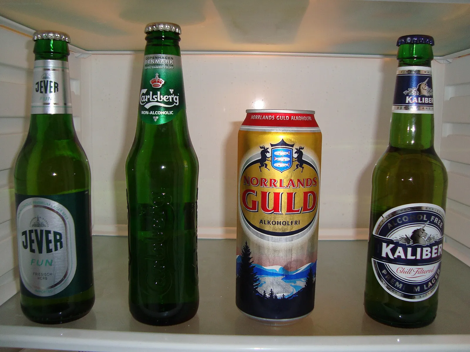 Flesjes alcoholvrij bier (ter illustratie)